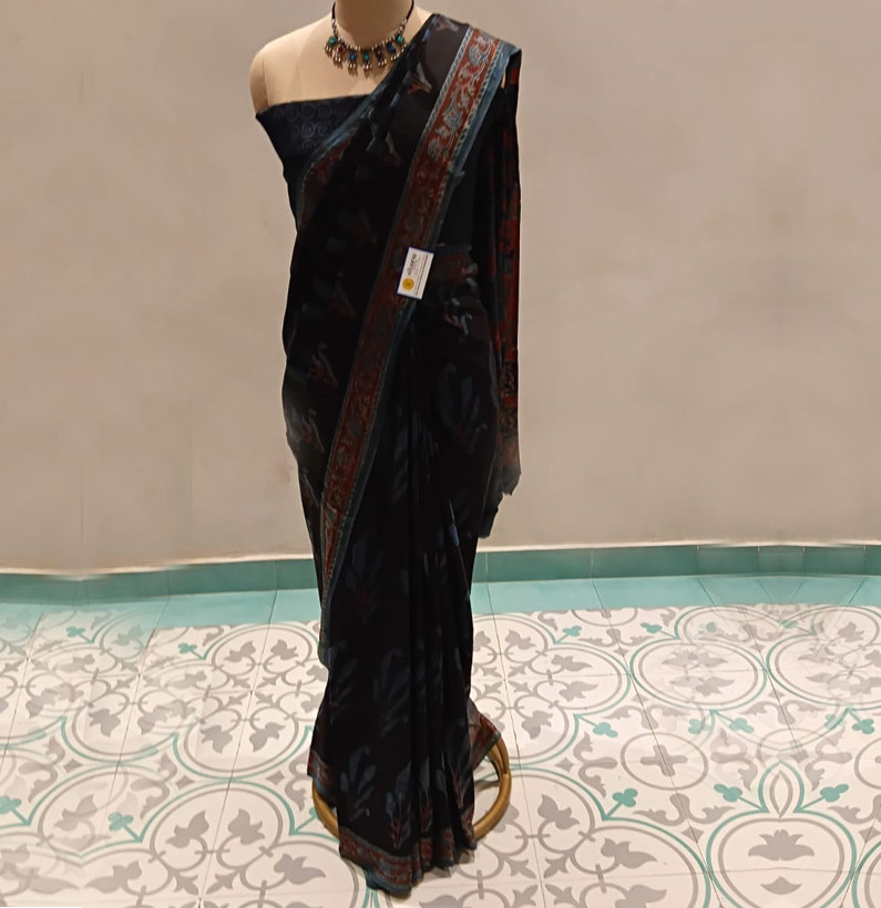 Saree Saree